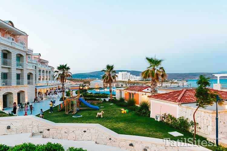 Porto Beach Resort Alaçatı (ex Alkoçlar Exclusive Alaçatı)